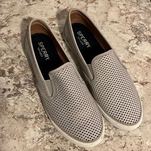 Sperry Top Sider Seaside Perforated Sneaker